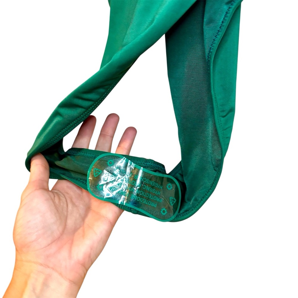 Icon swim women’s XL Green Swimsuit‎ with striped adjustable straps - Picture 5 of 6